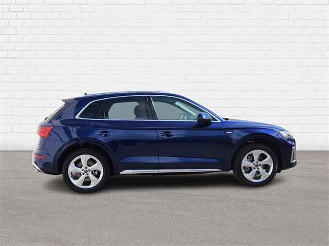 2022 audi q5 45 s line premium plus