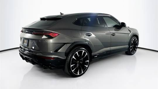 2024 Lamborghini Urus