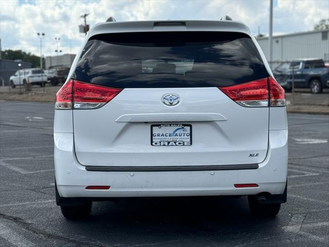 2014 toyota sienna xle