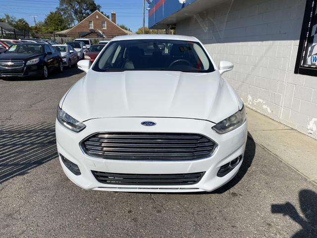 2016 ford fusion se