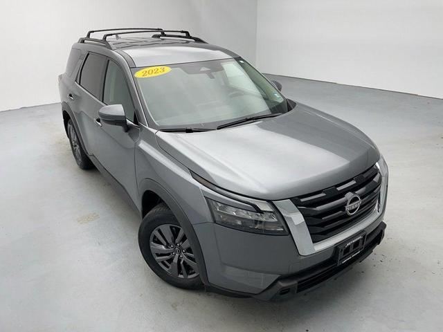 2023 nissan pathfinder sv