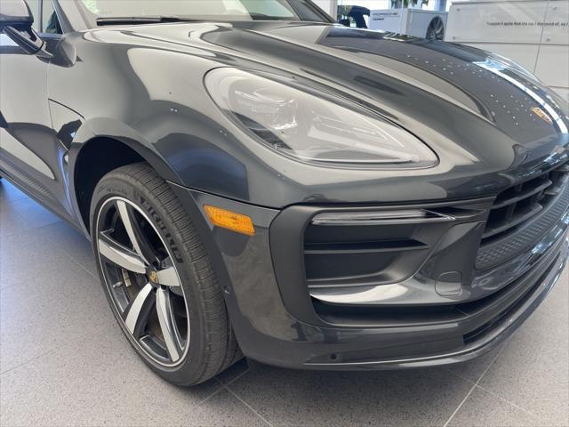 2023 porsche macan base