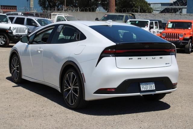 2023 toyota prius xle