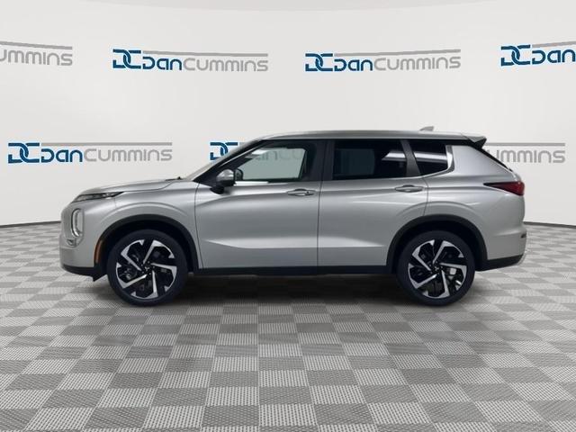 2023 mitsubishi outlander se