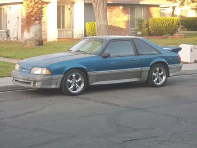 1992 foxbody ford mustang gt 5.0l engine with 5 speed transmission