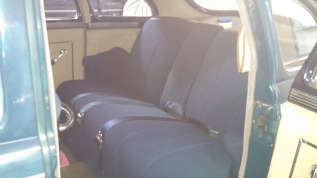 1948 chrysler royal 4 door sedan