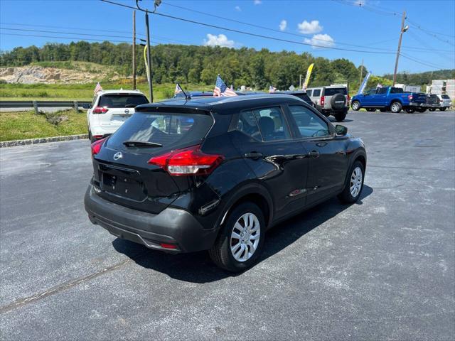 2019 nissan kicks s