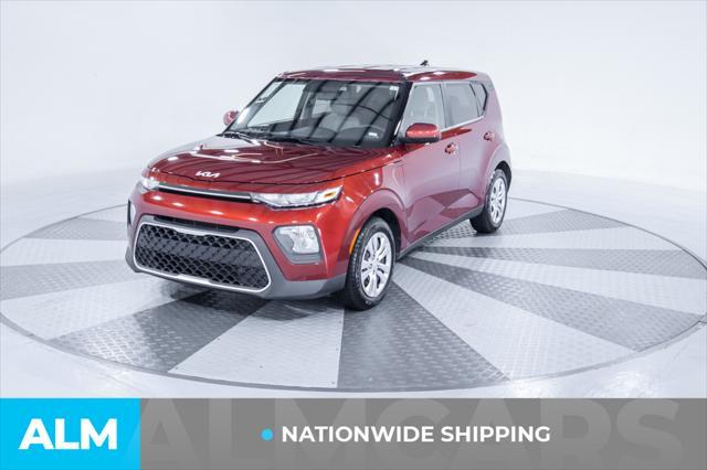 2022 kia soul lx