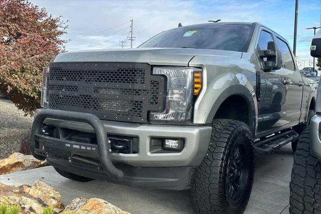 2019 ford f-250 lariat