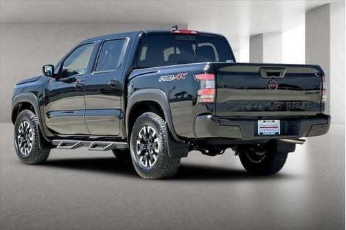 2024 nissan frontier