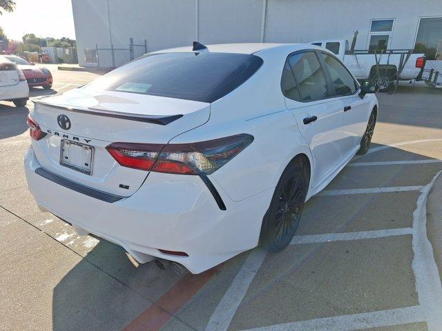 2022 toyota camry se nightshade