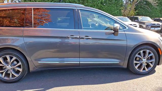2017 chrysler pacifica limited