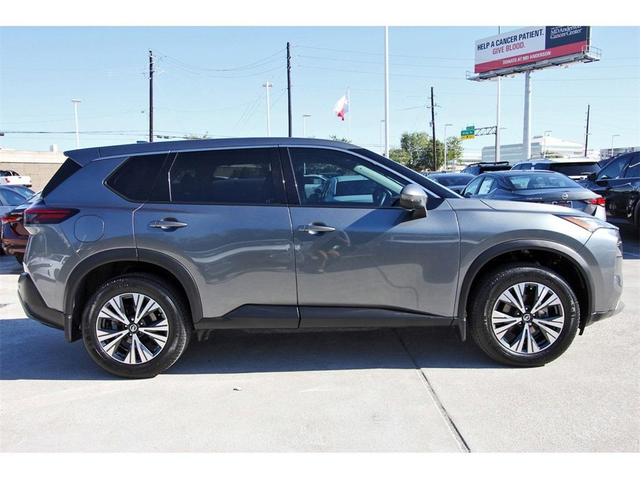 2021 nissan rogue sv