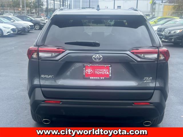 2024 toyota rav4 xle