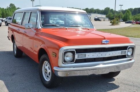 1970 chevrolet suburban 3-door hugger orange 3/4 ton runs & drives great!