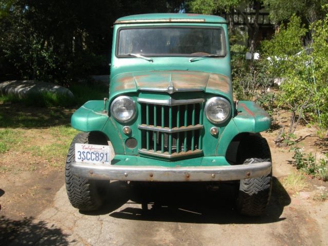 1961 willys wagon fwd runs well