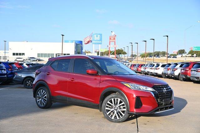 2022 nissan kicks sv