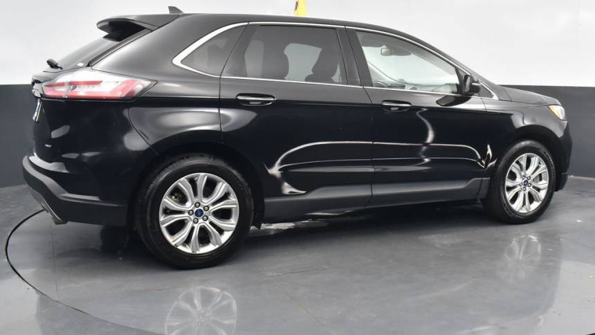 2021 ford edge titanium