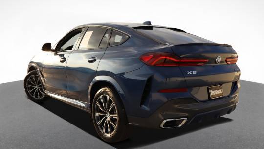 2022 BMW X6