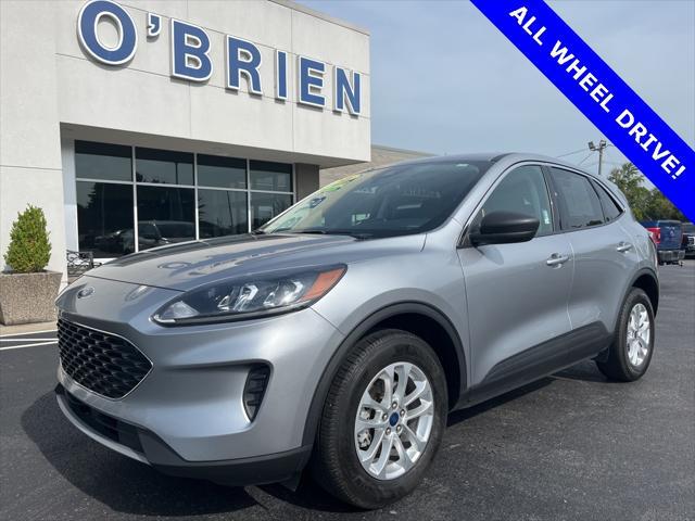 2022 ford escape se