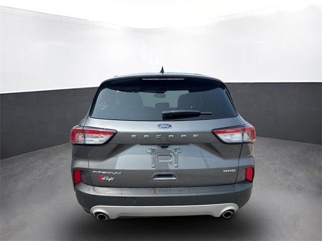 2022 ford escape titanium