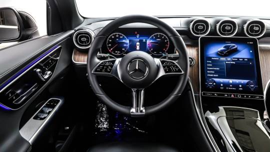 2025 Mercedes-Benz GLC