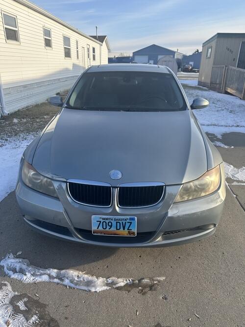 bmw 328 for sale needs a new battery has been sitting in my driveway