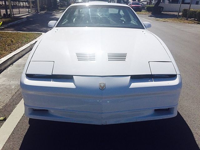 1987 pontiac trans am gta, 5.7 v8, automatic, runs good, solid, no reserve!