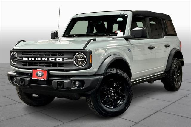 2022 ford bronco black diamond