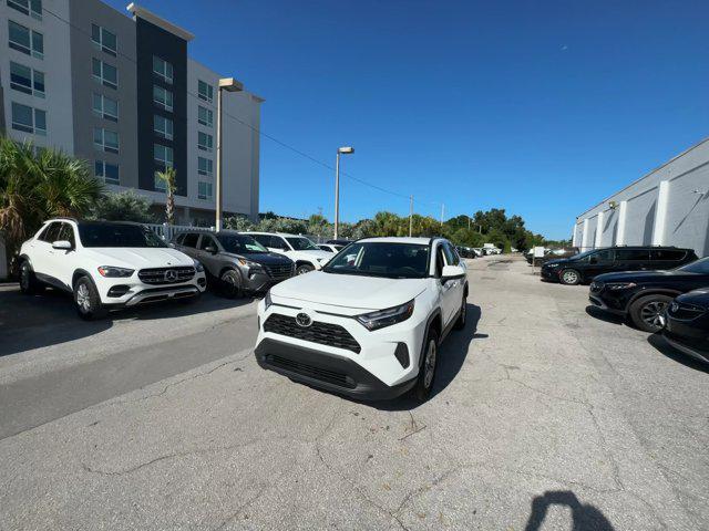 2023 toyota rav4 xle