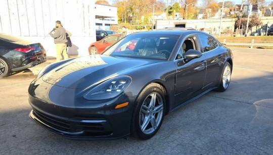 2018 Porsche Panamera