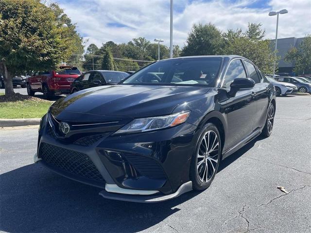 2018 toyota camry se