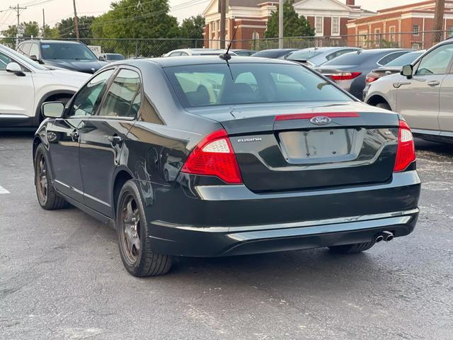 2010 ford fusion se