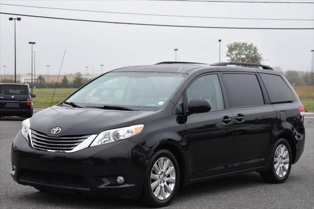 2011 toyota sienna xle