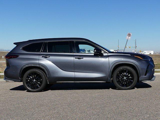 2024 toyota highlander xse