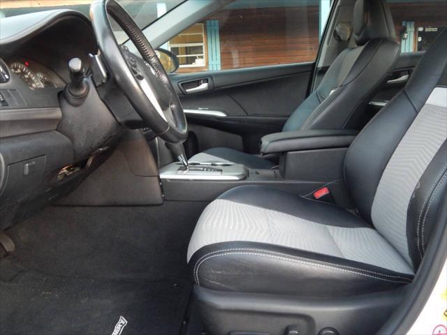 2012 toyota camry se