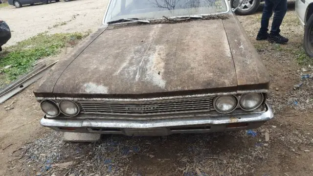 66 chevelle complete car hasn't run in 10 years. clean front clip
