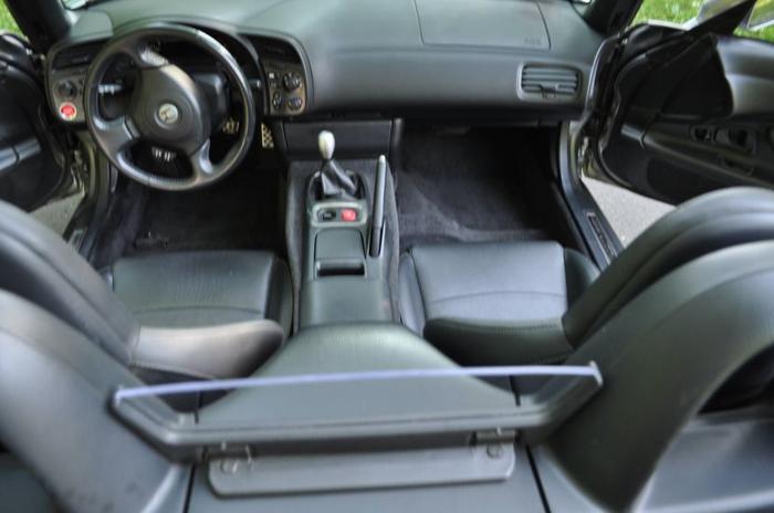 low-mile, unmodified 2001 honda s2000 convertible in north hampton, massachusetts