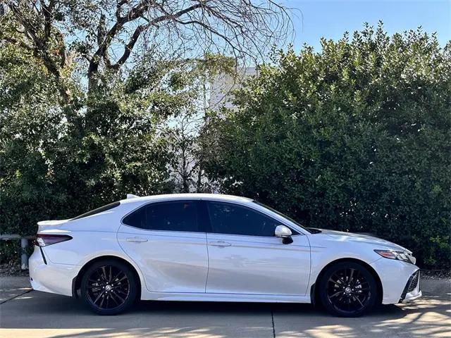 2022 toyota camry xse