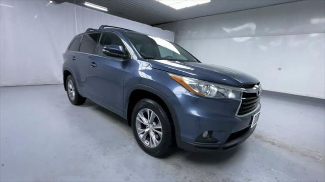 2015 toyota highlander le plus