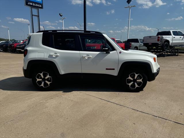 2022 jeep renegade trailhawk