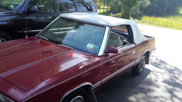 1983 chrysler lebaron convertible 2-door 2.2l