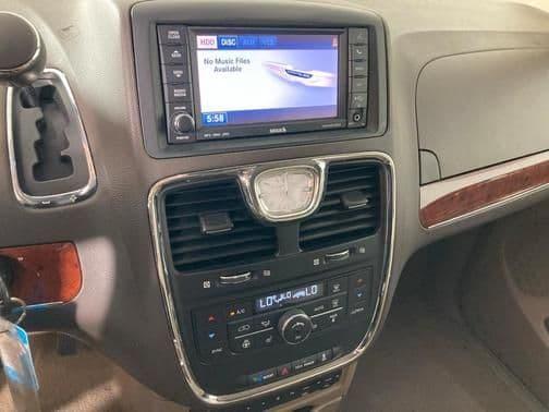 2013 chrysler town & country touring-l in otsego, minnesota