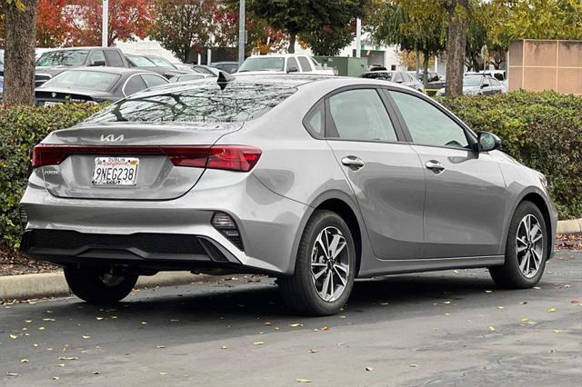 2024 kia forte lxs