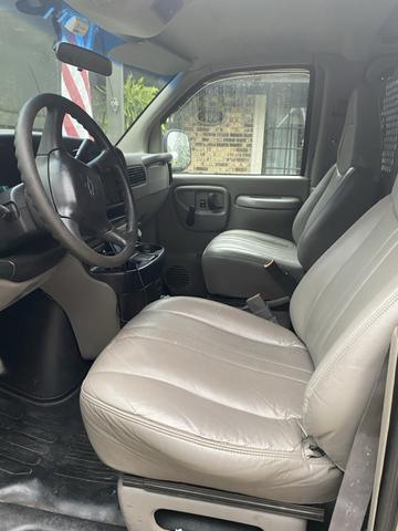 2001 chevrolet express 2500 cargo