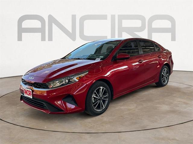2023 kia forte lxs
