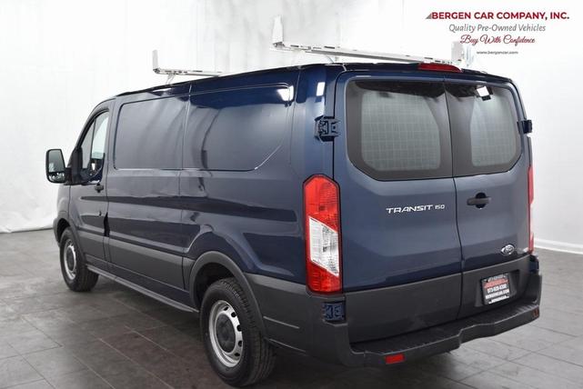 2015 ford transit-150 base