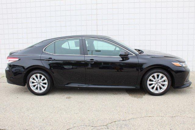 used 2018 toyota camry milwaukee, wi 53221 for sale in milwaukee, wisconsin