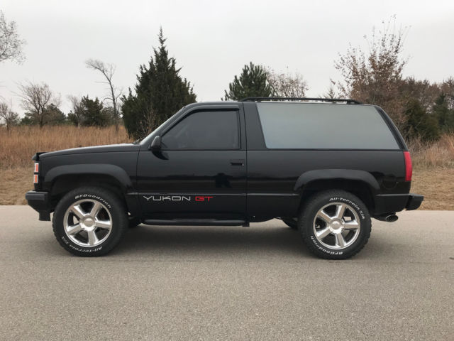 1994 black 4x4 gmc yukon gt