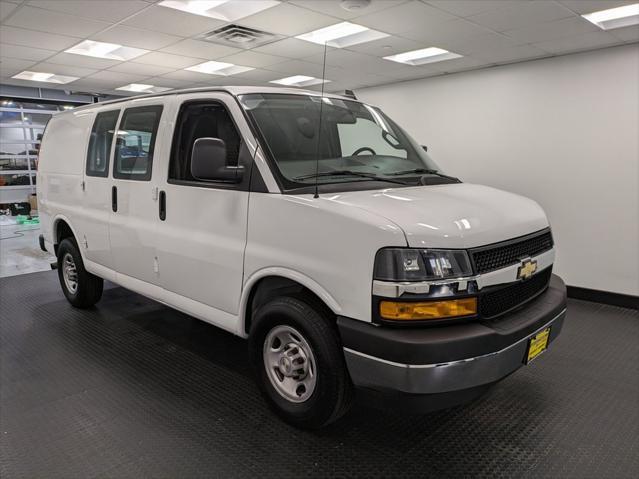 2022 chevrolet express 2500 rwd 2500 regular wheelbase wt